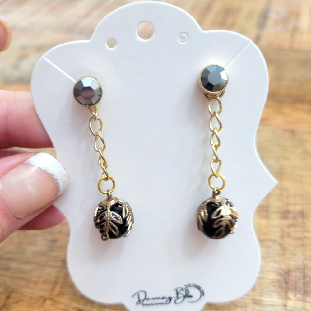 Vintage Reclaim Gold and Black stud dangle earrings!